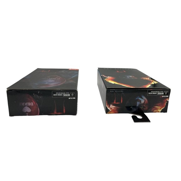 NECA IT 2017 Ultimate Bloody Pennywise & IT Chapter 2 Ultimate Pennywise Figures - Picture 10 of 16